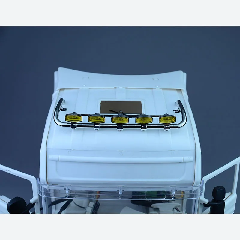 LED Car Roof Spotlights White/yellow Lights for Tamiya 1/14 RC Truck for SCANIA 770S R620 for Volvo FH16 for ACTROS 3363 Car