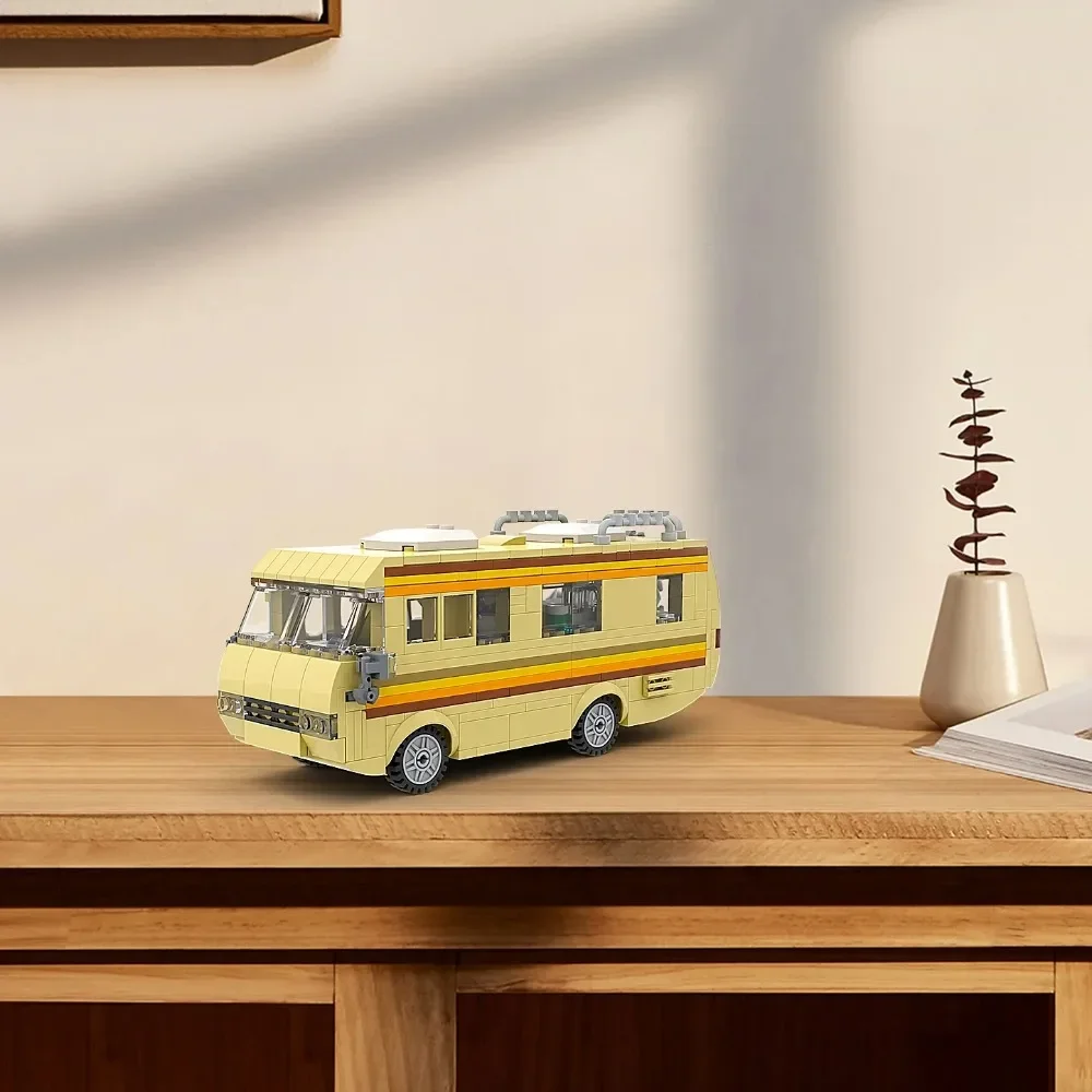 360Pcs Movie MOC Breaking Bad RV Bus Car Model Building Blocks Edacational Brick Toys for Children Birthday Gift