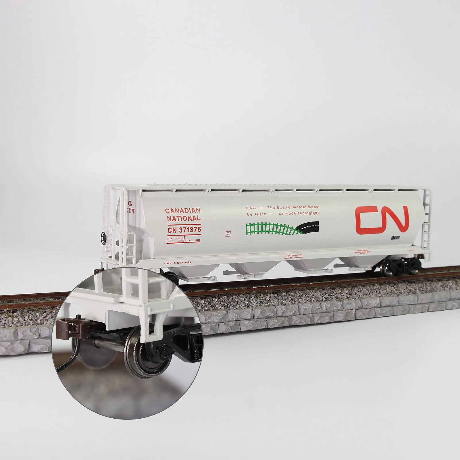 Evemodel Wheelsets 24pcs 1:87 HO Scale 33" Metal DC Wheels for Model Trains Wheelset C8725