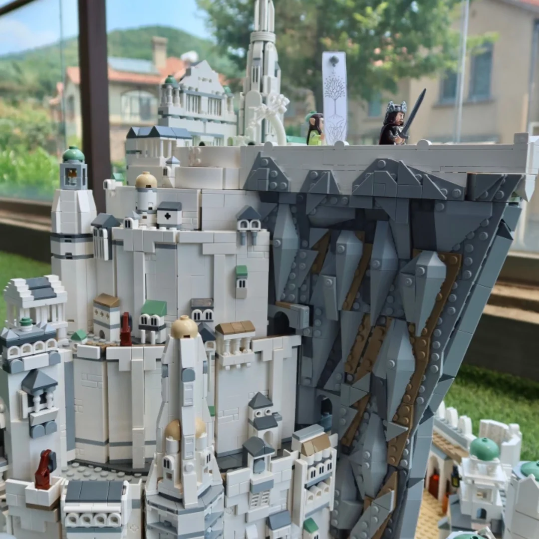 In Stock Assembly Cheapest Model The City Capital Toys 8278pcs for Adults Minas Tirith 2026 Gifts Building Blocks A