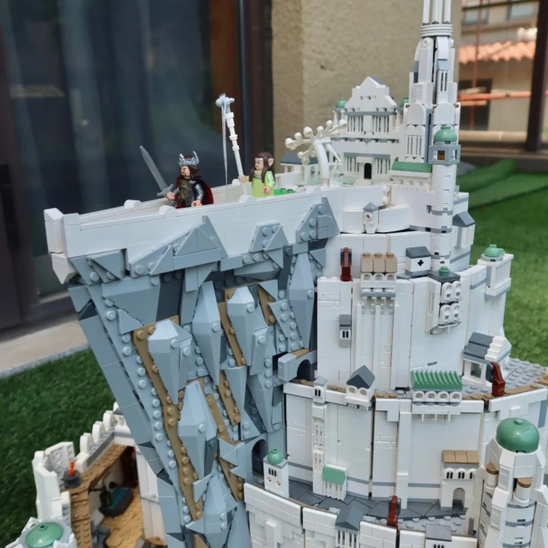 In Stock Assembly Cheapest Model The City Capital Toys 8278pcs for Adults Minas Tirith 2026 Gifts Building Blocks A