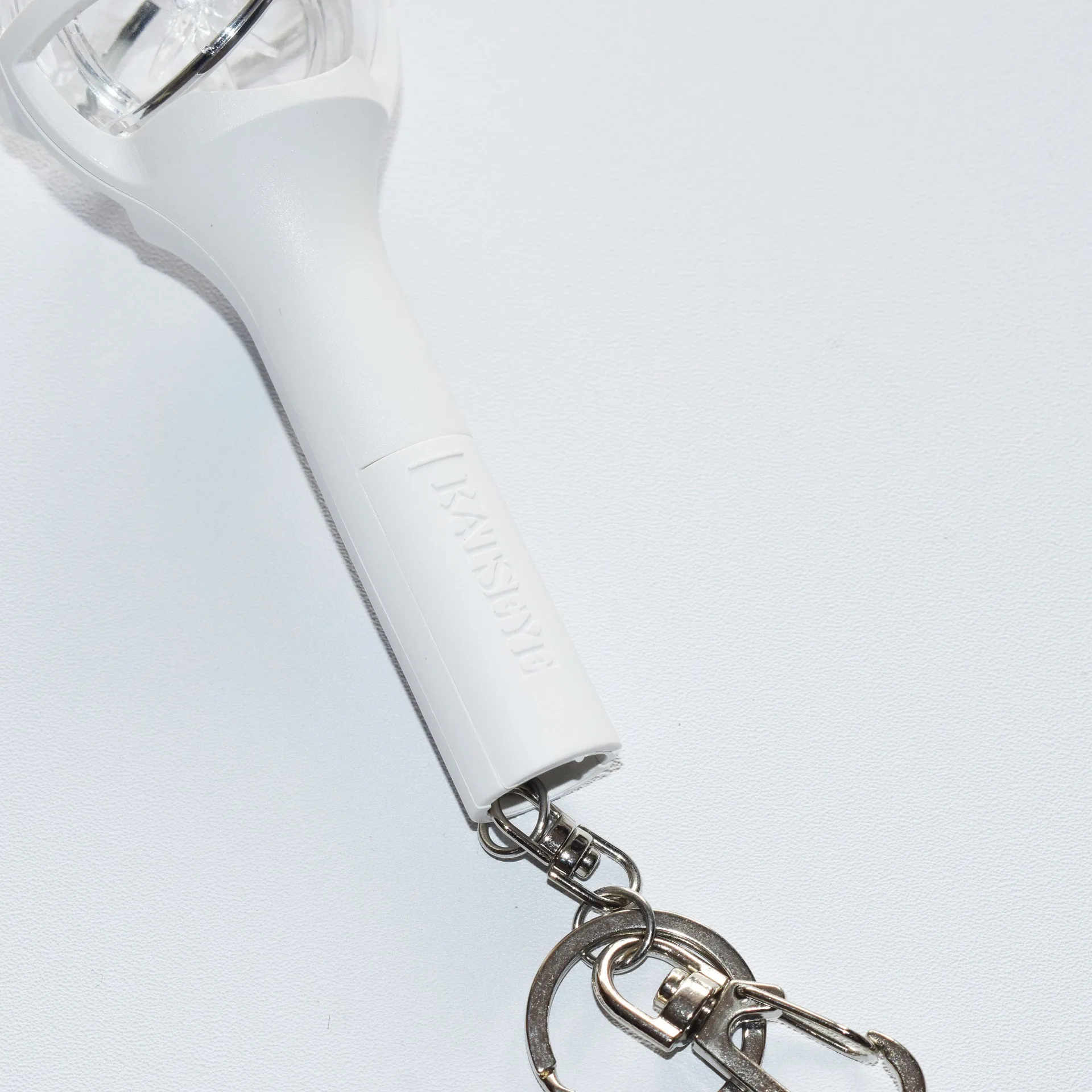 Katseye Mini Rescue Stick with High Face Value and Luminous Performance, the Same Style Around the Anime Concert