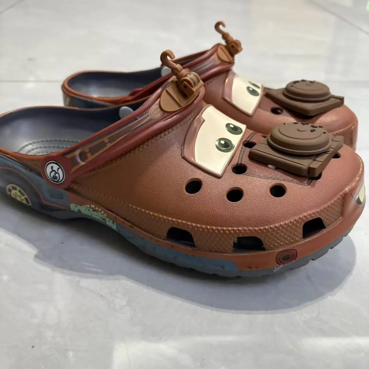 New Summer Cartoon Cars Theme Mater Clogs Non‑Slip Lightweight Eva Beach Slippers Breathable Outdoor Sandals Gift For Adults