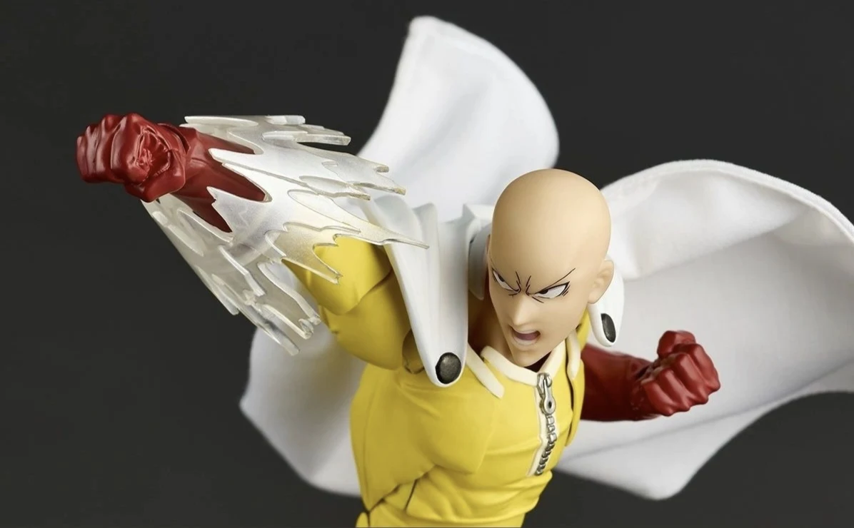 Hot One Punch Man Saitama Amazing Yamaguchi Revoltech Saitama In Stock Anime Action Collection Figures Model Toys Gifts