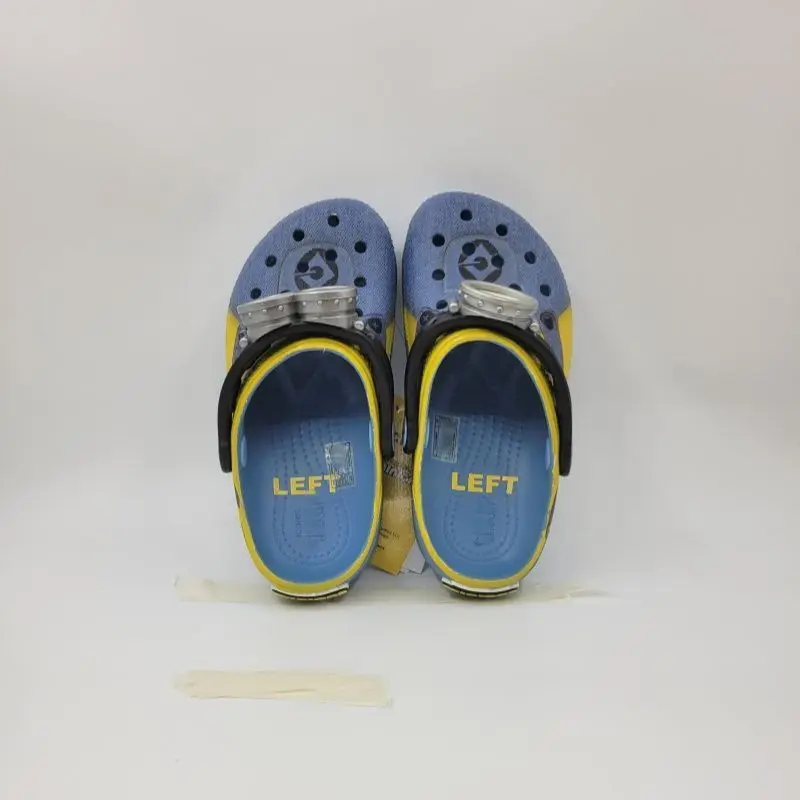 Minions joint parent-child clothing non-slip, lightweight, deodorant, wading outside wearing beach shoes, hole shoes