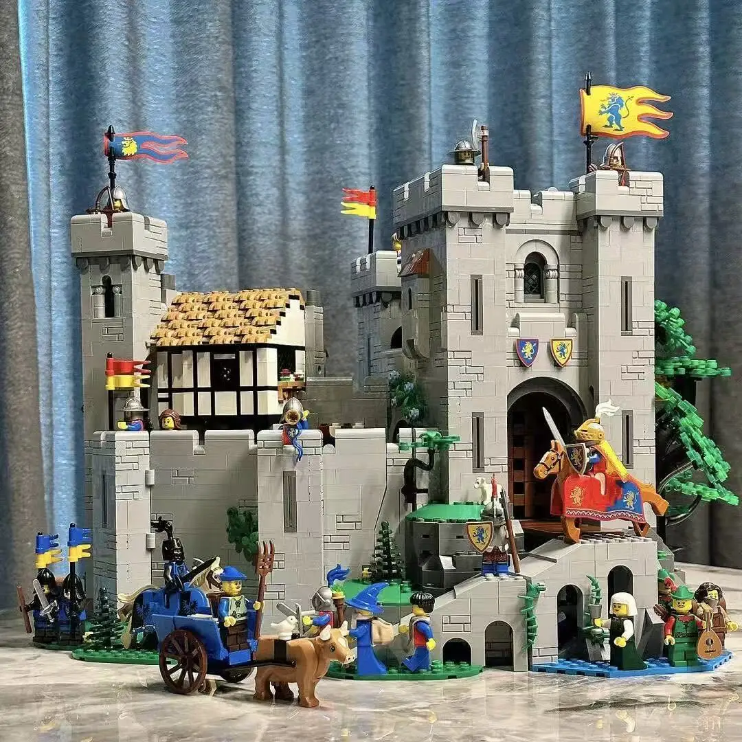 2026 New Model Lion Castle Building Block Toys New Year Birthday Building Blocks