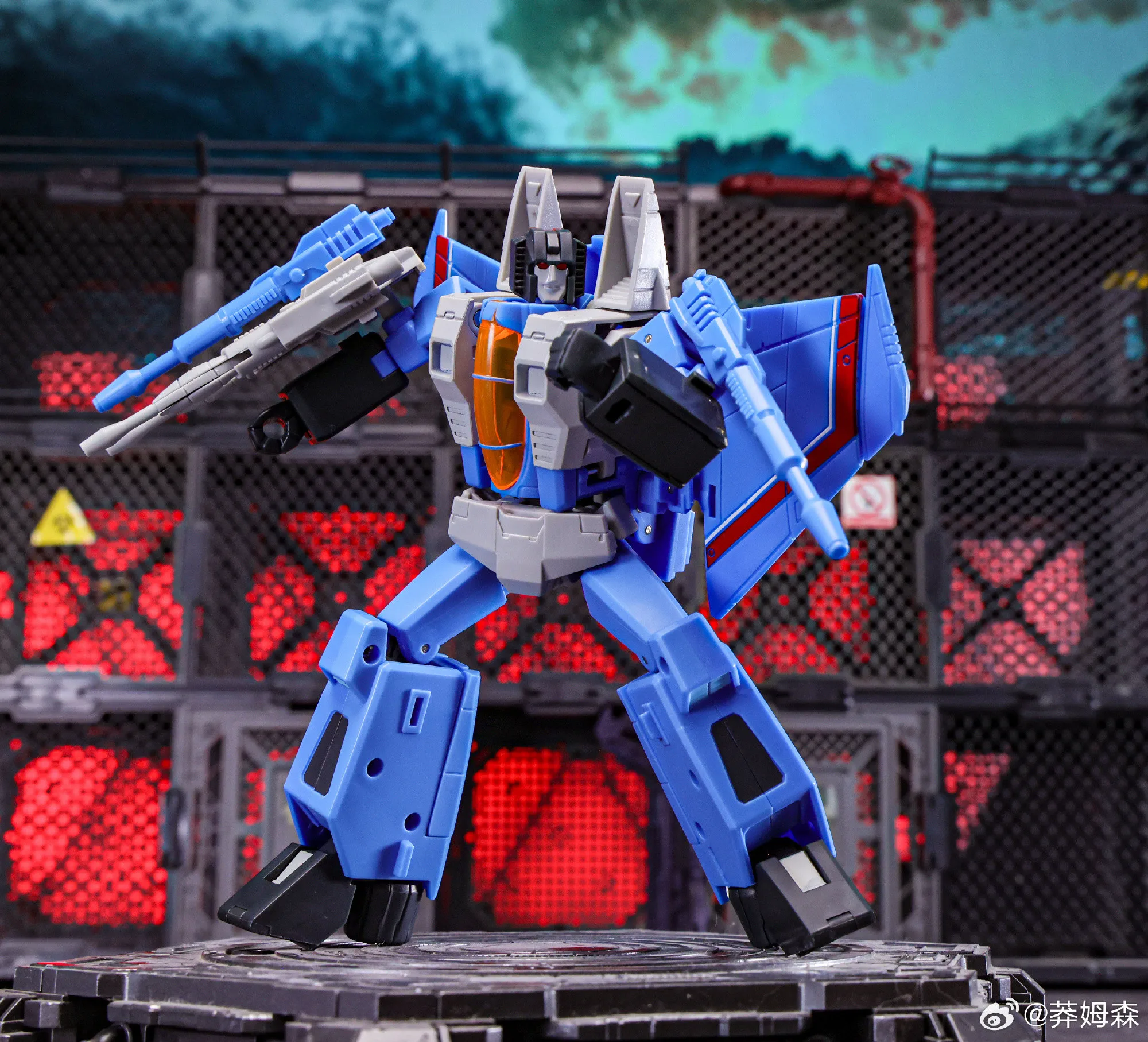 Transformation JCS JCS-001 JCS001 Thundercracker Starscream Skywarp Blitzwing SS86 KO Figure Action Figures