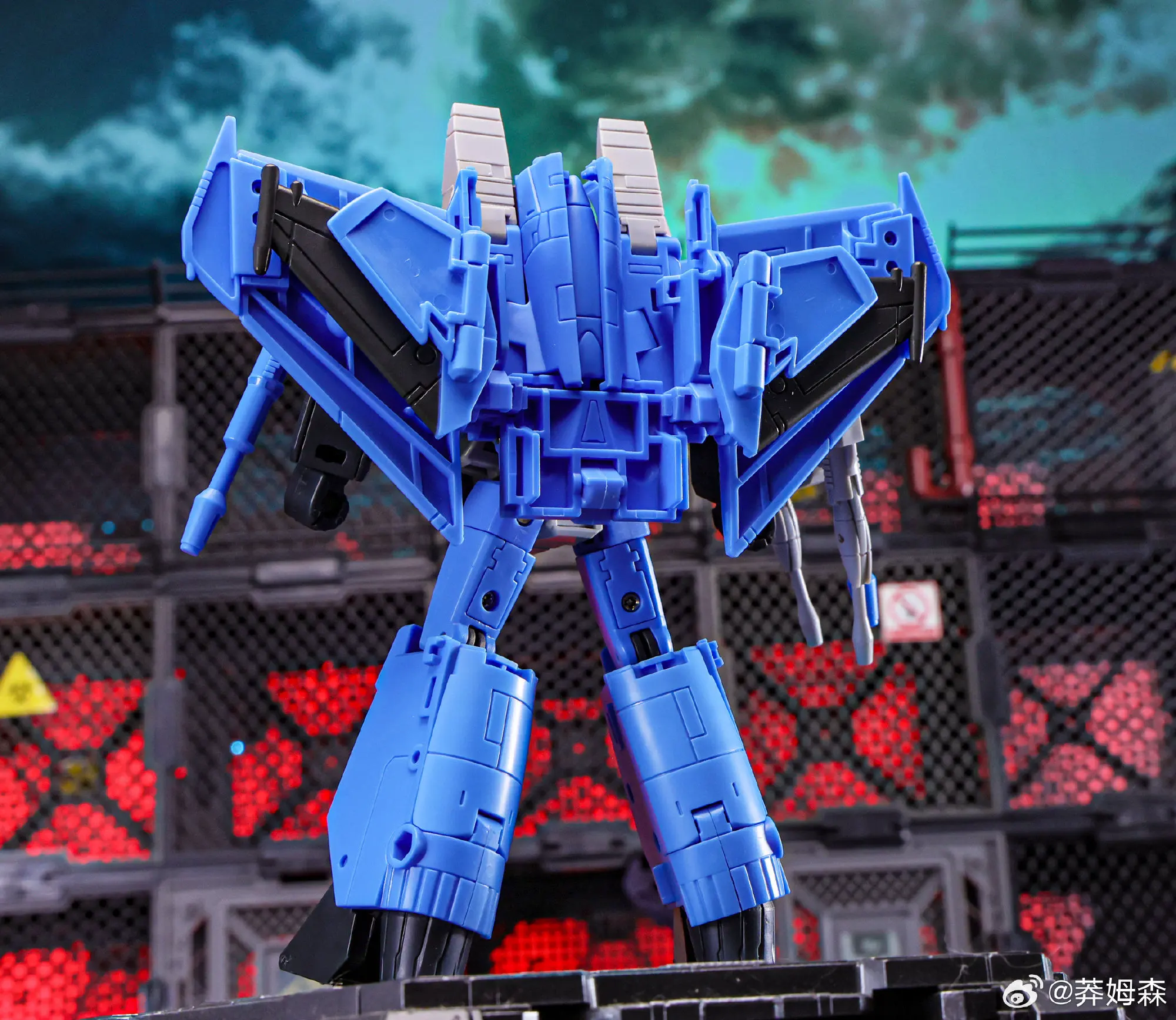 Transformation JCS JCS-001 JCS001 Thundercracker Starscream Skywarp Blitzwing SS86 KO Figure Action Figures