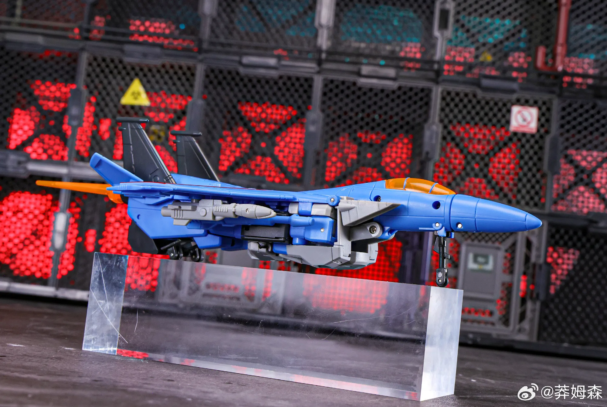 Transformation JCS JCS-001 JCS001 Thundercracker Starscream Skywarp Blitzwing SS86 KO Figure Action Figures