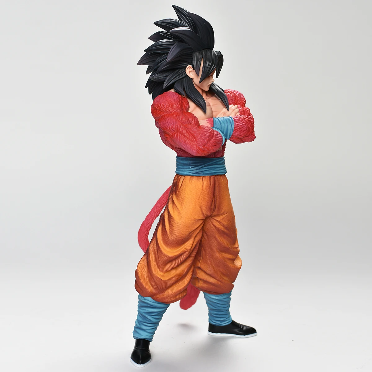 29cm/11.4in Anime Dragon Ball Z Figure Goku Action Figure Goku Super Saiyan 4 Figure Collectible Model Statue Toy Gift
