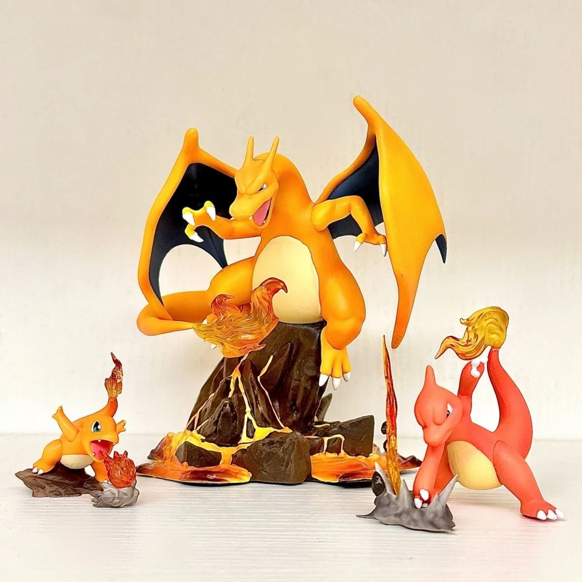 15cm/5.90in Anime Pokemon Figure Charizard Charmander Charmeleon Action Figures PVC Statue Model Collection Toys Gifts