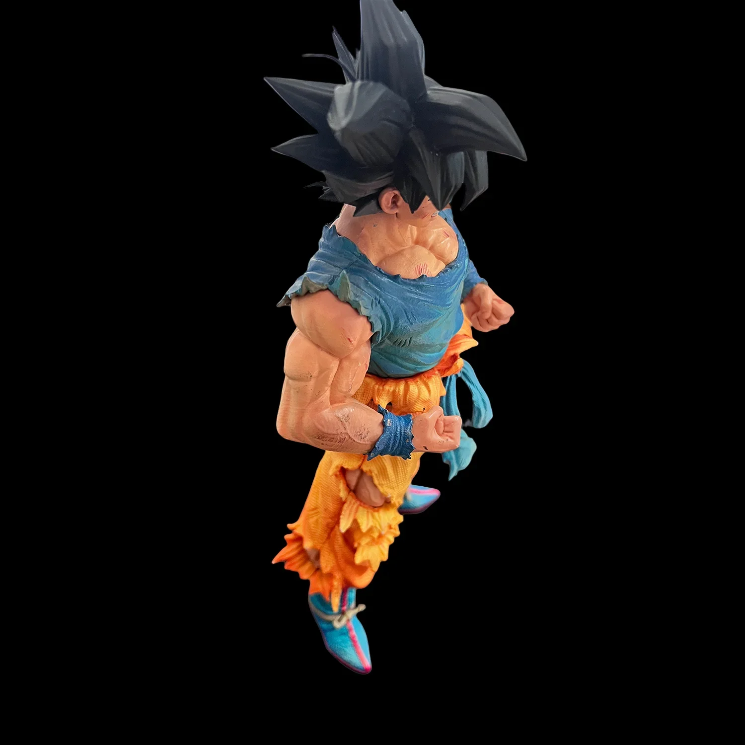 28cm/11.02inch Dragon Ball Z Son Goku Figure Super Saiyan Goku Action Figure Pvc Statue Collection Model Toys Gift