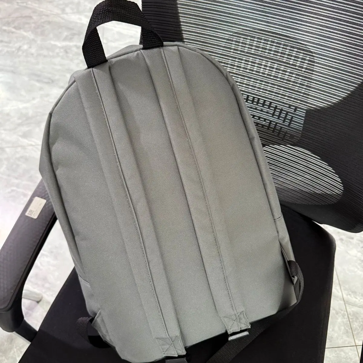 Hot Pusheen Style Cute Grey Cat Backpack School Bag with Multi-Compartment & Padded Straps Casual Daypack for Birthday gift