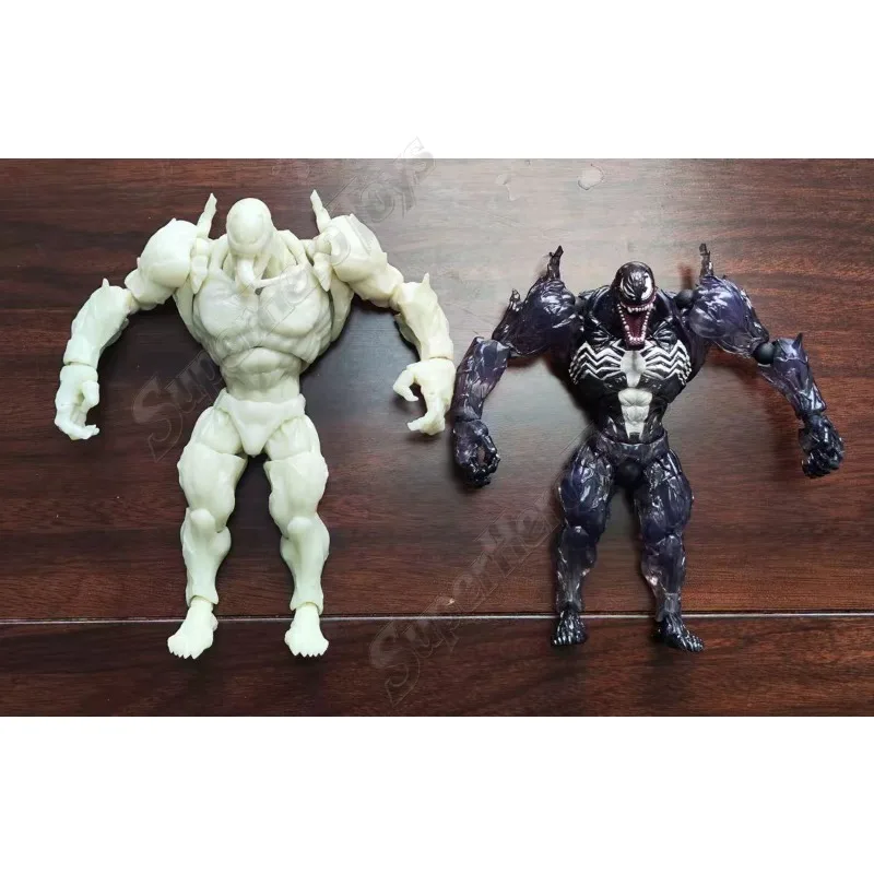 24-hour Shipping PC Studio NEW Premium Collectible Venom Anime Figures Articulated with Movable Joints Extra Hands Collect Gift