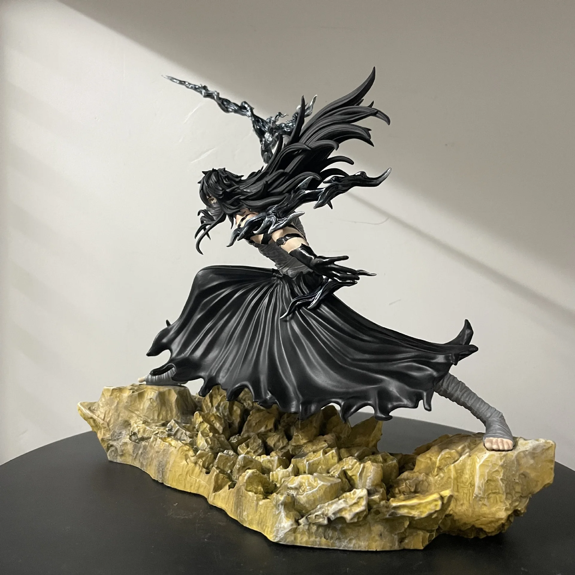 Bleach Ichigo Hollowfied Action Figure 23cm Anime Statue Getsuga Tensho Desktop Decoration Collectible Toy Gift