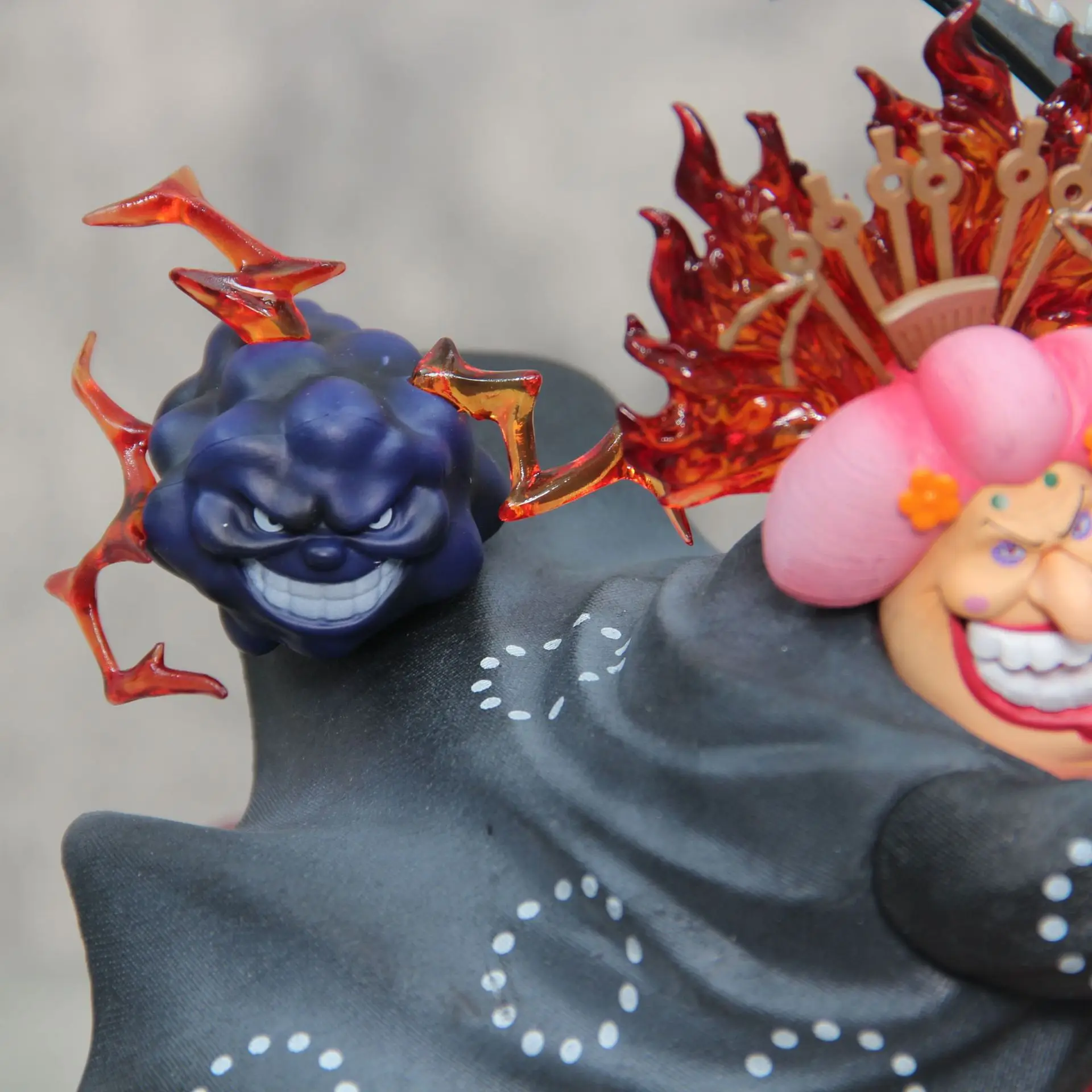 26cm ONE PIECE Four Emperor Big Mom Charlotte Linlin Anime Figure Figures Models Gk Statue Models Collectible Ornament Doll Toys