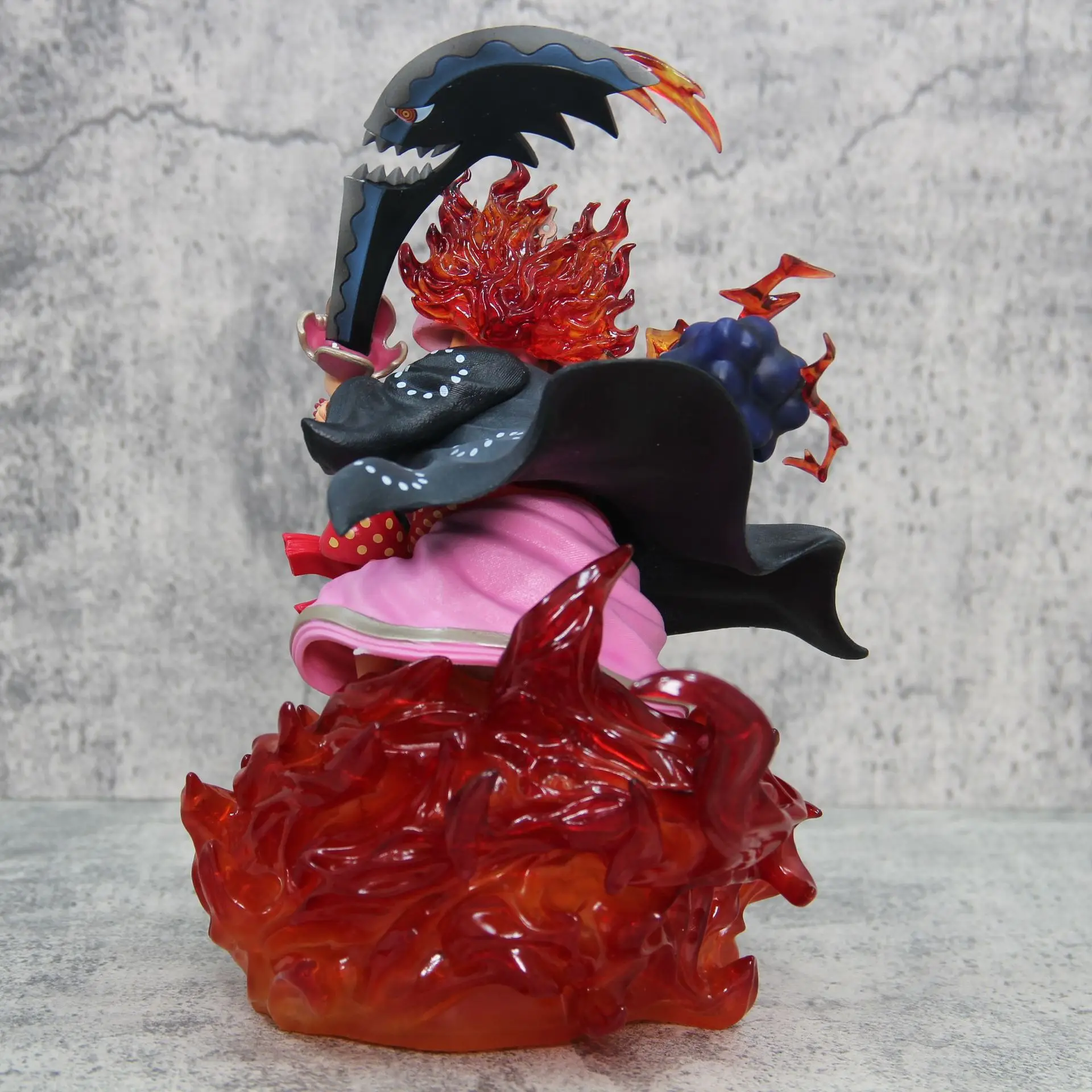26cm ONE PIECE Four Emperor Big Mom Charlotte Linlin Anime Figure Figures Models Gk Statue Models Collectible Ornament Doll Toys