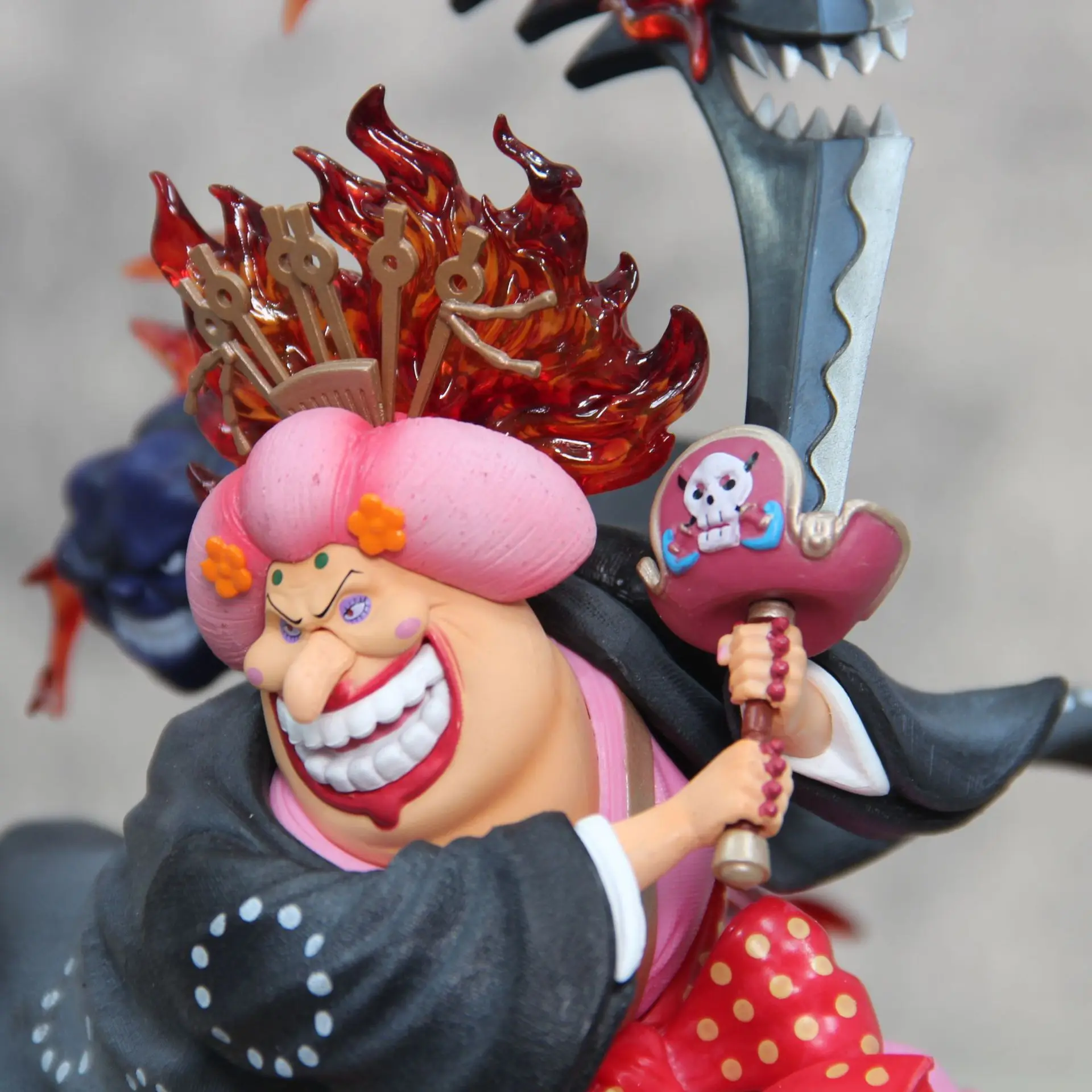 26cm ONE PIECE Four Emperor Big Mom Charlotte Linlin Anime Figure Figures Models Gk Statue Models Collectible Ornament Doll Toys