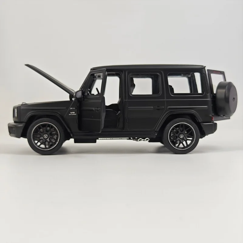 1:24 G63 W464 2026 G65 SUV Alloy Luxury Car Model Diecast Metal Off-road Vehicle Car Model High Simulation Collection Decoration