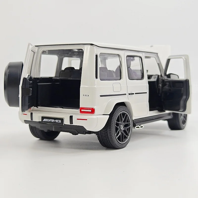 1:24 G63 W464 2026 G65 SUV Alloy Luxury Car Model Diecast Metal Off-road Vehicle Car Model High Simulation Collection Decoration