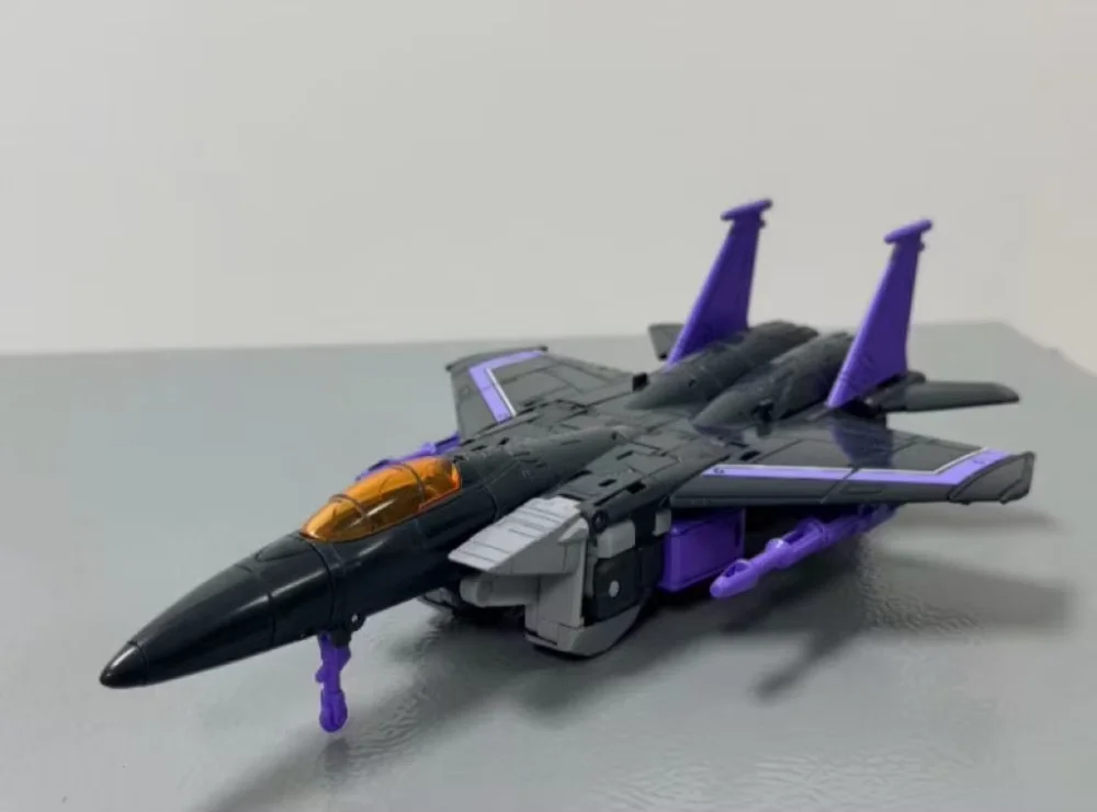 Pre-sale MegSnake TOHO SS86 KO JCS-003 Skywarp Seekers Transforming Robot Collectible Action Figure Desktop Decor Gifts