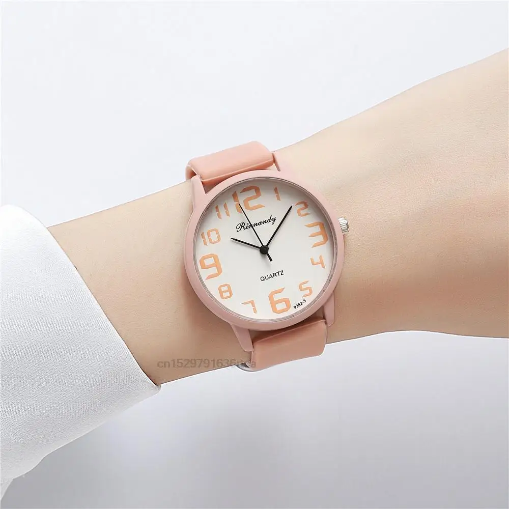 Women Fashion Silicone Watches Set Minimalist High Number  Qualities Big Dial Ladies Quartz Wristwatches With Casual Clock Gifts