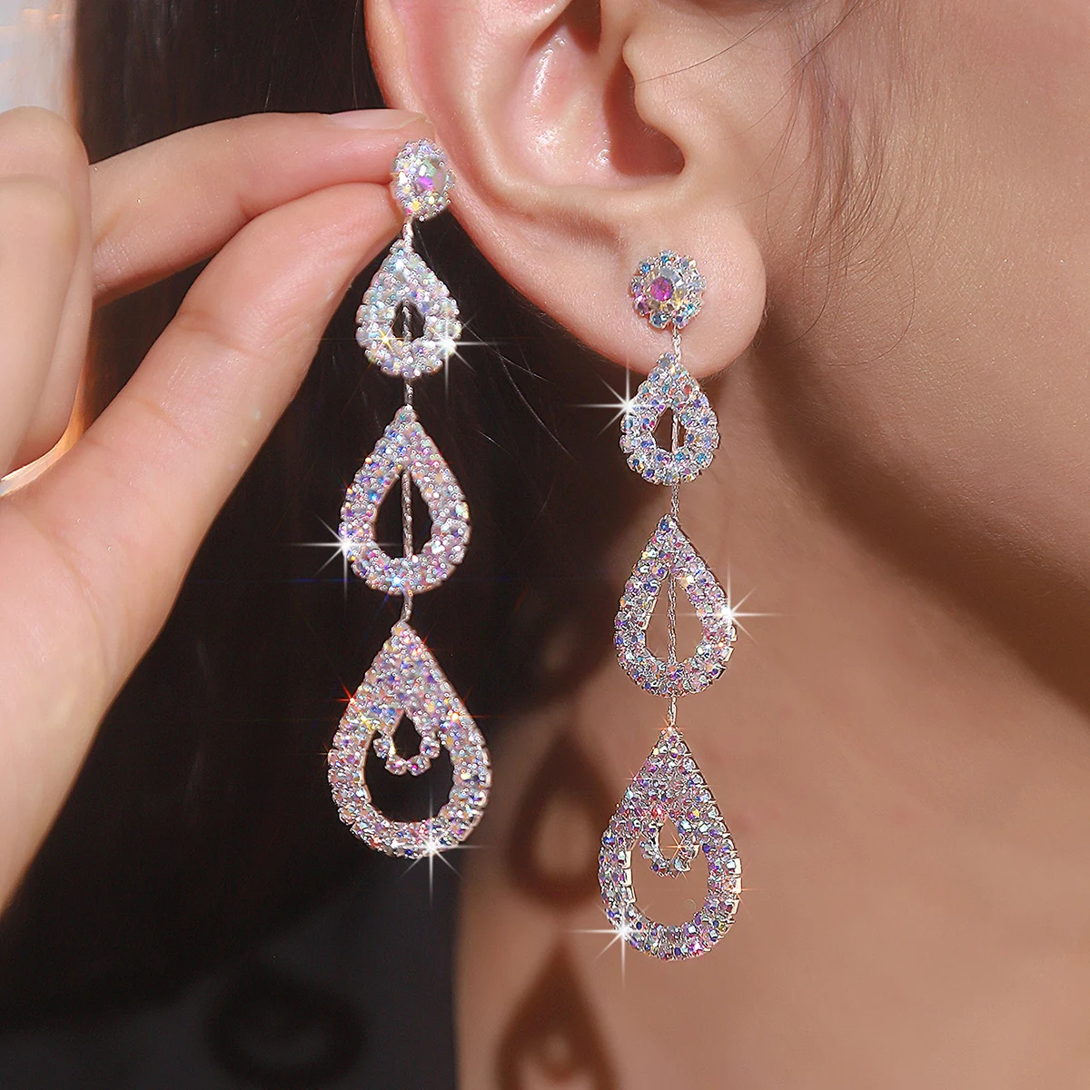New Luxury Blue Colorful Long Tassel Earrings for Women Bridal Dangle Earrings Full Rhinestone Party Earring Wedding
