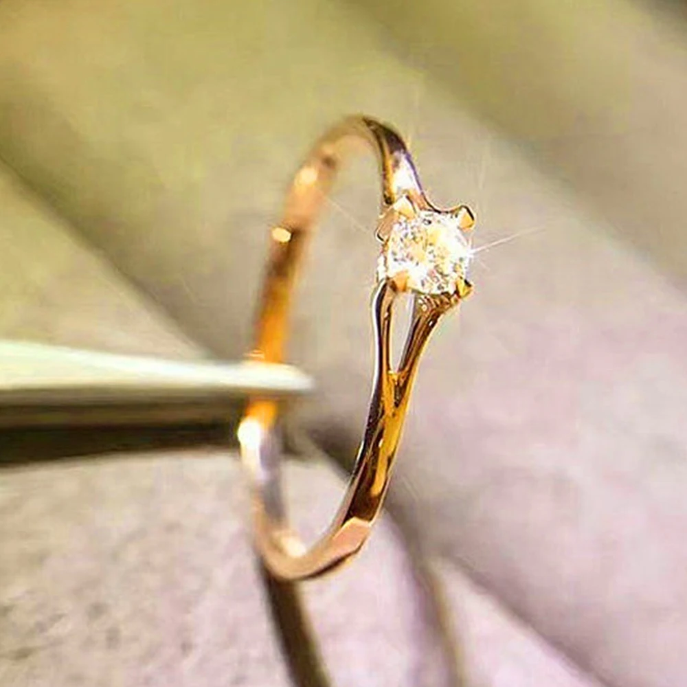 Huitan Low-key Design Wedding Rings for Women Thin Band Luxury Solitaire Cubic Zirconia Rings Temperament Elegant Engage Jewelry