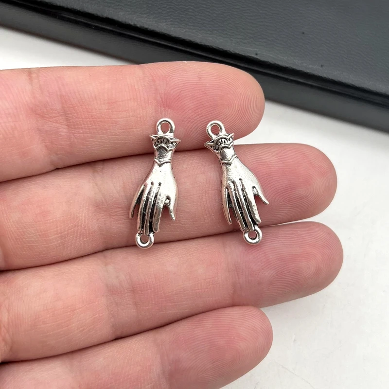 10pcs 28x10mm Retro Victorian Gloved Hand Connector,Edwardian Ox 2 Loop Link Findings DIY Jewelry Accessories