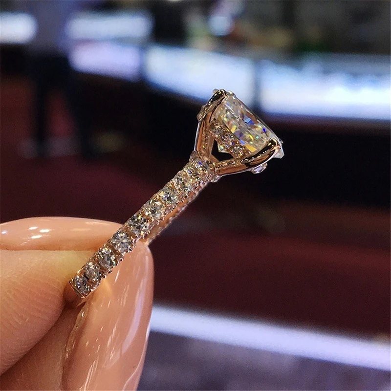 Simple Shinning Women Rings Trendy Full Crystal AAA Zircon Engagement Rings For Women Wedding Party Jewelry Gift Size 5-13