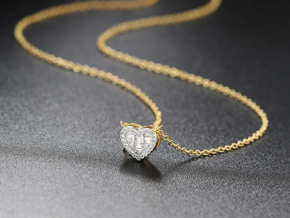 Aesthetic Pendant Necklaces for Women Korean Crystal Heart Gold Color Female Choker Chain on The Neck Jewelry Accessories N564