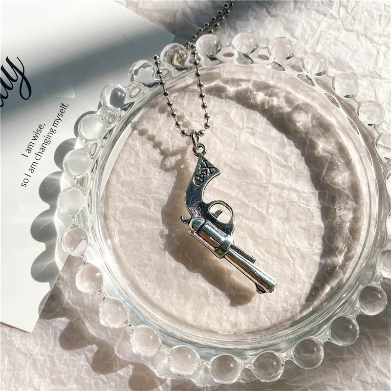 Vintage Design Gun Revolver Pendant Necklace Fashion Retro Geometric Charms Choker Jewelry Party Gift For Women Men