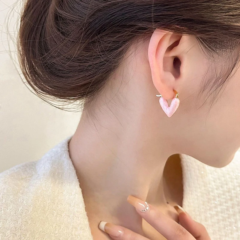 2025 New Design French Romantic Flowing Enamel Heart Pendant Earrings For Women‘s Sweet Romantic Jewelry Fashion Accessories