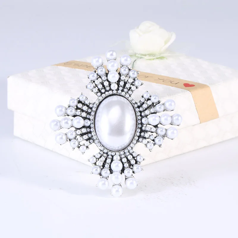 Baroque Vintage Cross Pearl Rhinestone Brooches Pins For Women Lady Luxury Exquitsite Badges Retro Wedding Party Corsage Brooch