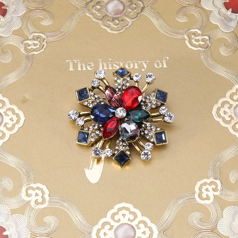 Baroque Vintage Cross Pearl Rhinestone Brooches Pins For Women Lady Luxury Exquitsite Badges Retro Wedding Party Corsage Brooch