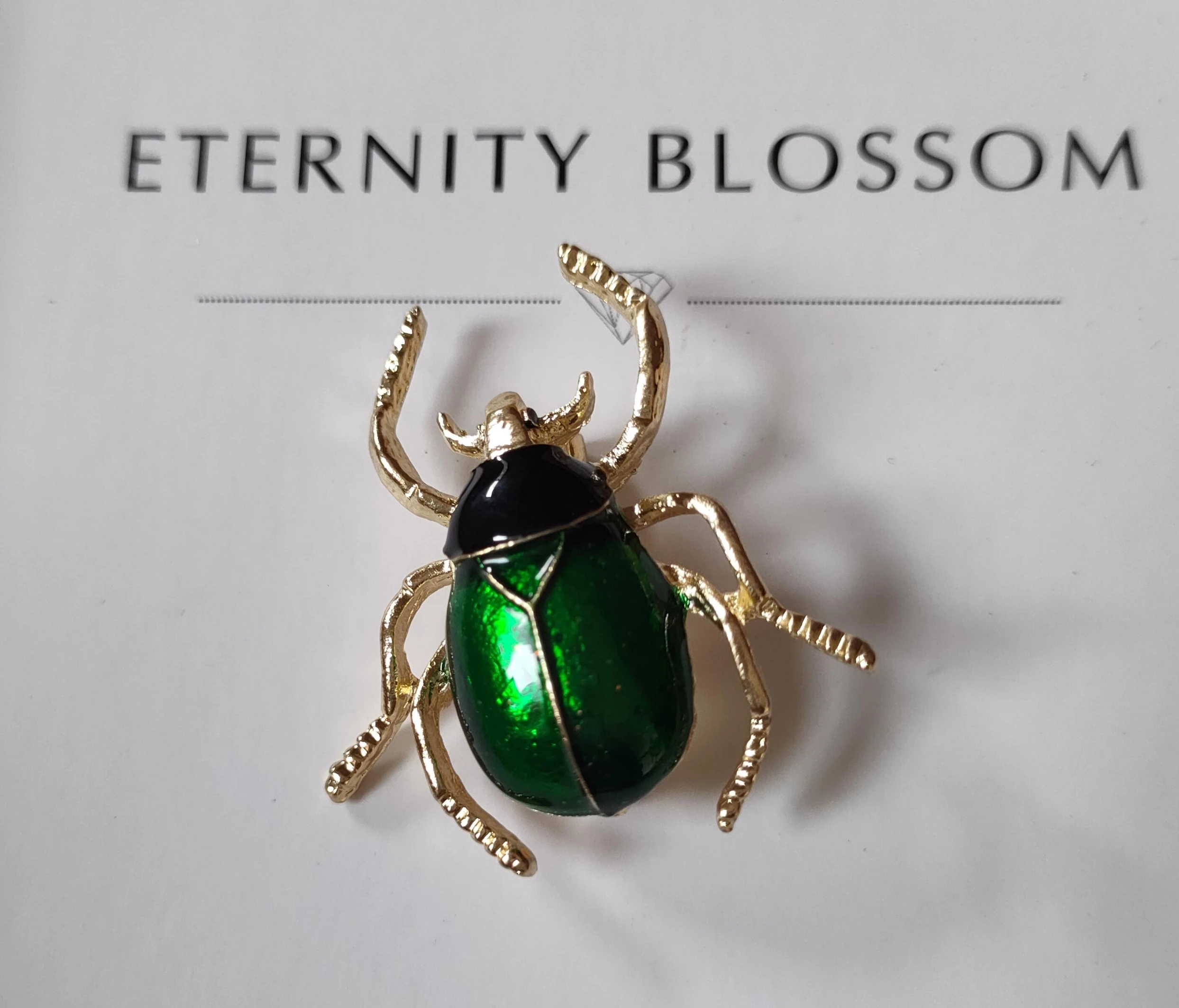 SHMIK Vintage Bee Beetle Brooches For Women Men Insect Palace Badges Fashion Clothing Coat Brooch Pin Unisex Retro Jewelry Pin