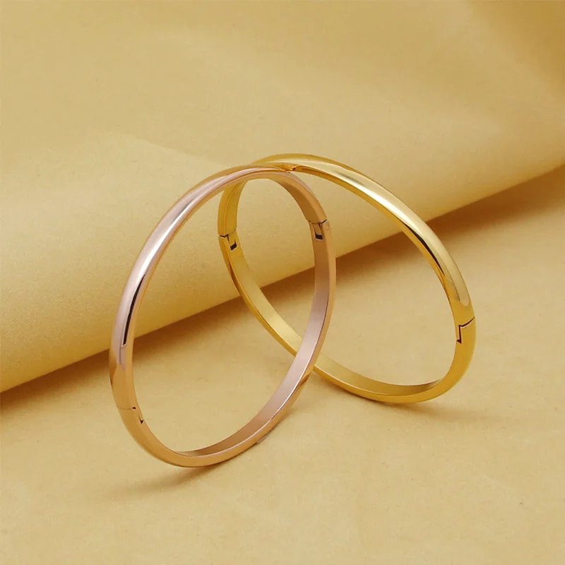 Best-Selling Jewelry Oval Shape Stainless Steel Bracelets Parent-Child Series Love Bangle for Women Party Gifts Wholesale