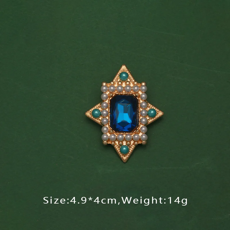 Baroque French Retro Pearl Exquisite Brooch Pin Summer Skirt Badge Bag Brooches For Woman Party Accessories