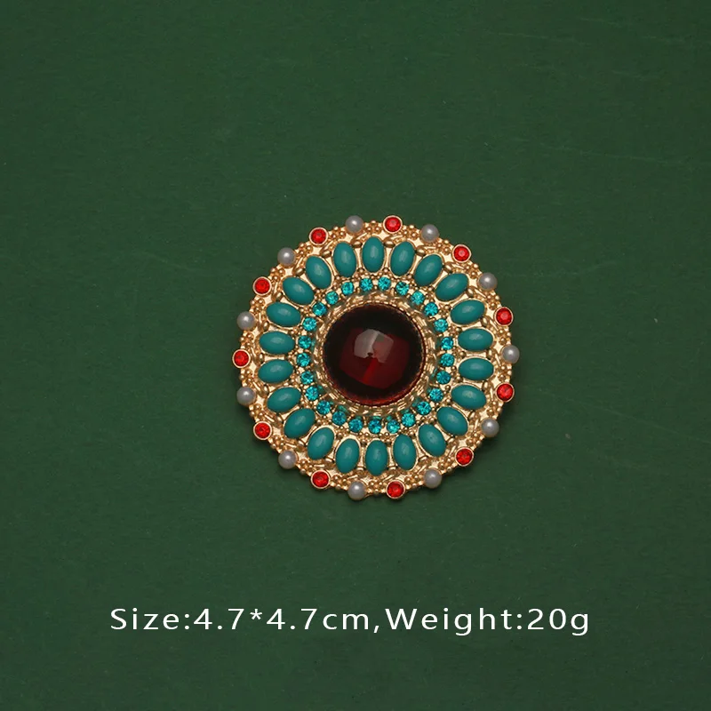Baroque French Retro Pearl Exquisite Brooch Pin Summer Skirt Badge Bag Brooches For Woman Party Accessories