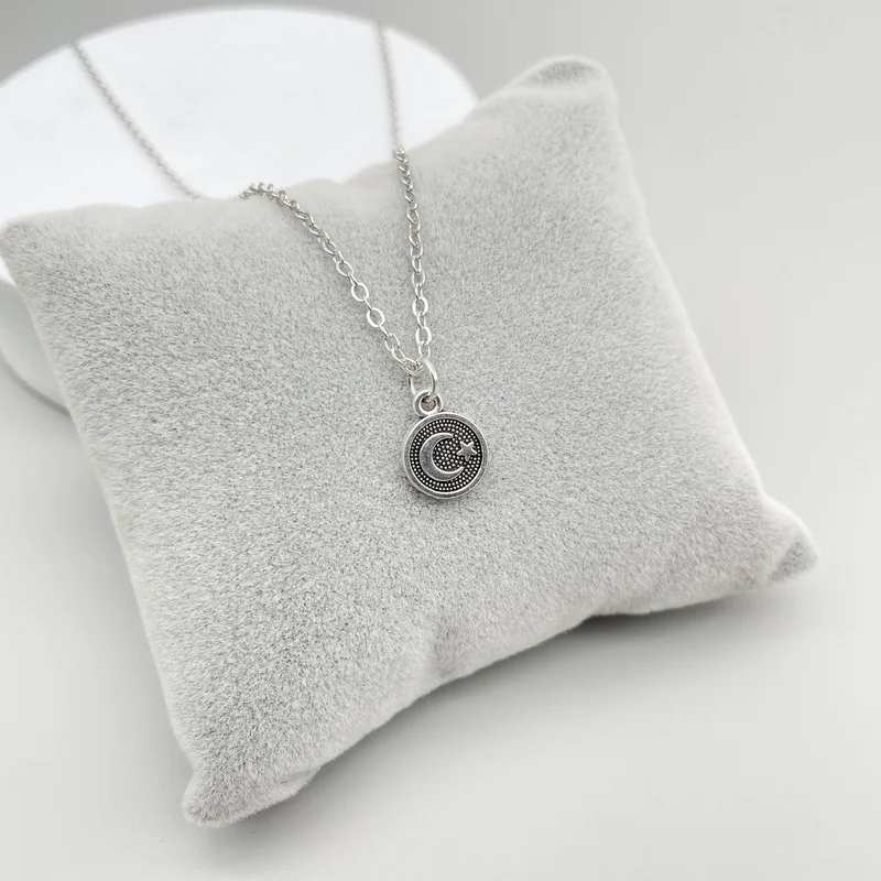 2021 Fashion 5 Designs Moon Pendant Chain Female Necklace For Wholesale Friendly Gifts Jewelry Women Necklace Drop Shipping