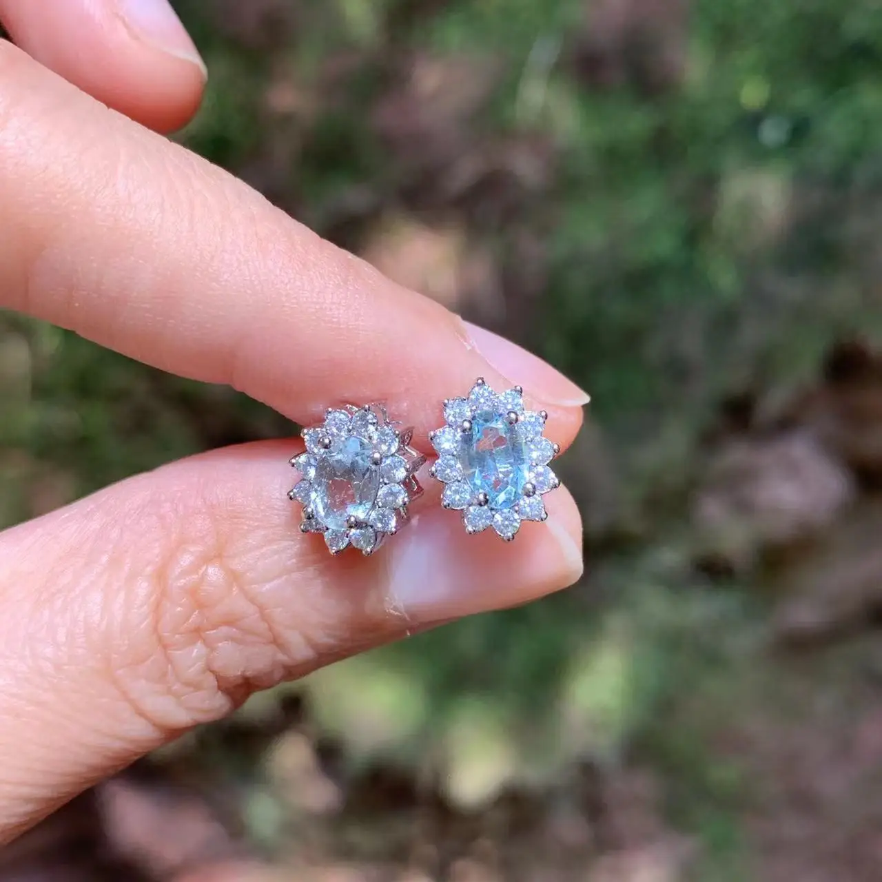 Genuine Natural Blue Topaz 925 Sterling Silver Stud Earrings for women Jewelry Gift 1.4ct Ocean Blue Topaz Oval Pave CZ