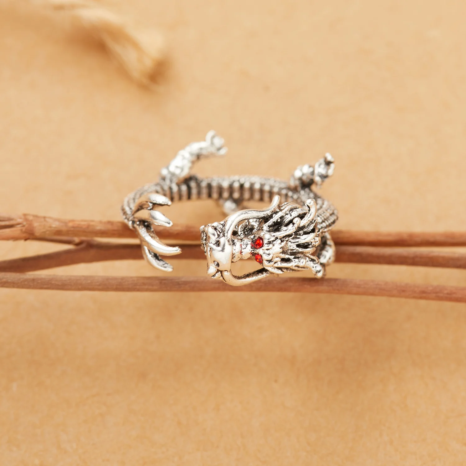 Vintage Chic Rabbit Animal Knuckle Rings for Women Charm Gothic Punk Frog Cat Octopus Opening Finger Rings Fashion Jewelry
