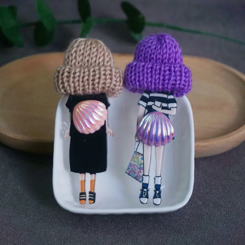 2Pcs/Lot Fashion Brooch For Woman Girl Cute Acrylic Brooch Pins Badge Clothing Accessories High Quality Gifts