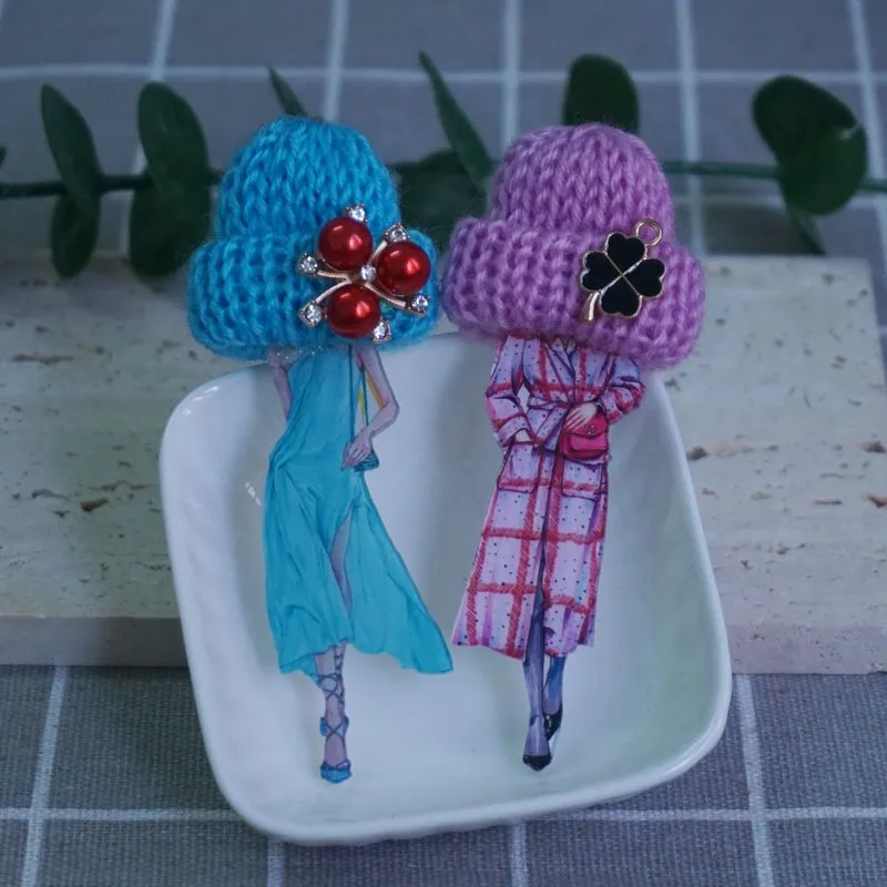 2Pcs/Lot Fashion Brooch For Woman Girl Cute Acrylic Brooch Pins Badge Clothing Accessories High Quality Gifts