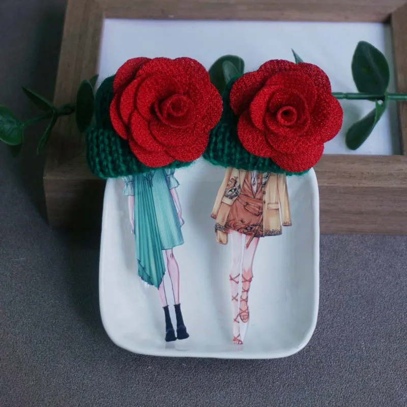 2Pcs/Lot Fashion Brooch For Woman Girl Cute Acrylic Brooch Pins Badge Clothing Accessories High Quality Gifts