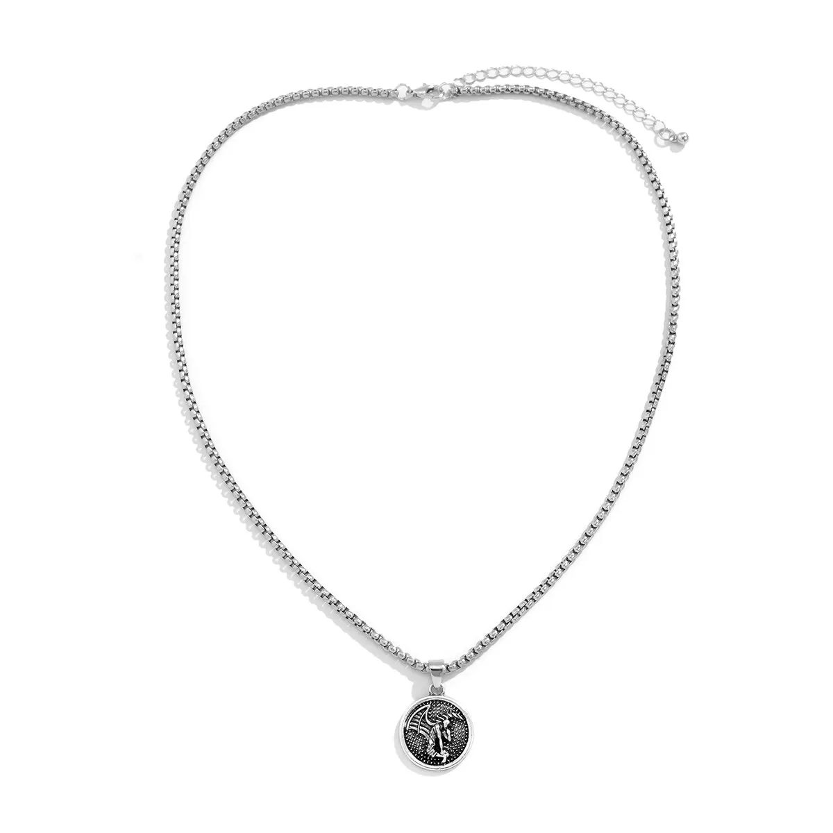 Vintage Simple Alien Human Coin Pendant Choker Necklace for Men Trendy Punk Long Chain on the Neck Jewelry Accessories Male Gift