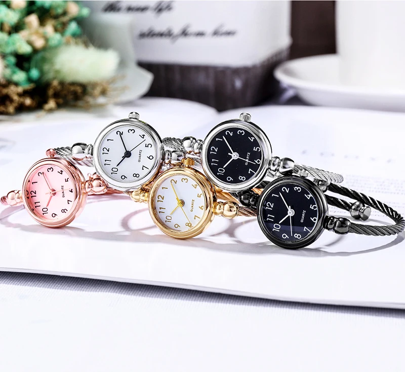 YIKAZE Women Bracelet Watch Retro Gold Bangle Women Watches Stainless Steel Retro Ladies Quartz Wristwatch Clock Dress Watch