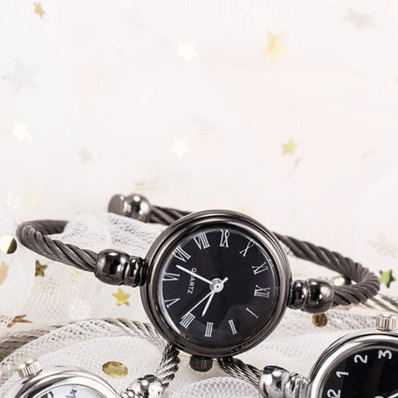 YIKAZE Women Bracelet Watch Retro Gold Bangle Women Watches Stainless Steel Retro Ladies Quartz Wristwatch Clock Dress Watch