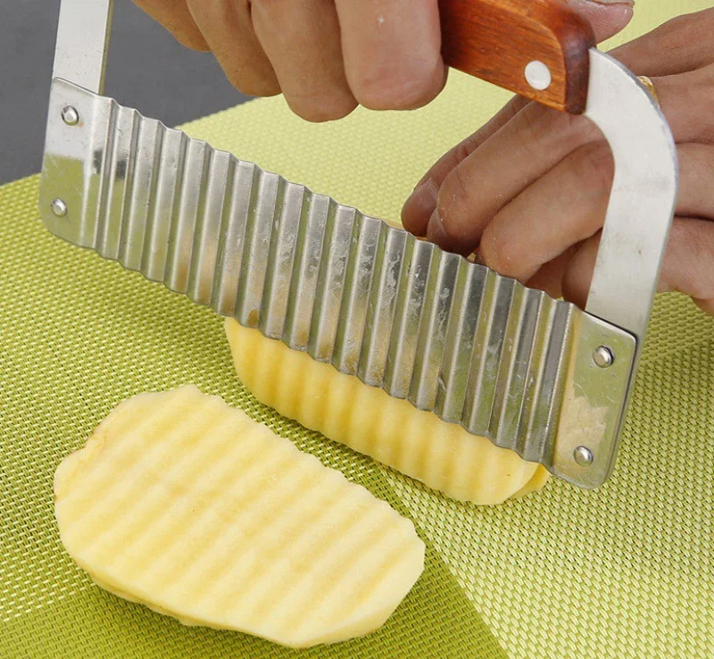 Stainless Steel Potato Chip Slicer Dough Vegetable Fruit Crinkle Wavy Slicer Knife Potato Cutter Chopper French Fry Maker Tools