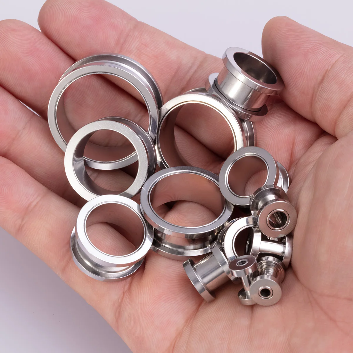 2pcs Surgical Steel Screw Fit Ear Gauges Tunnel Expander Body Piercing Double Flare Plugs Stretching Earrings for Unisex 3-25mm